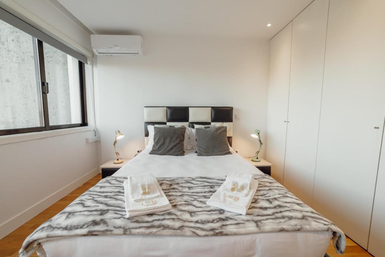 Apartment Downtown Stylish With Garage By Vacationy Porto