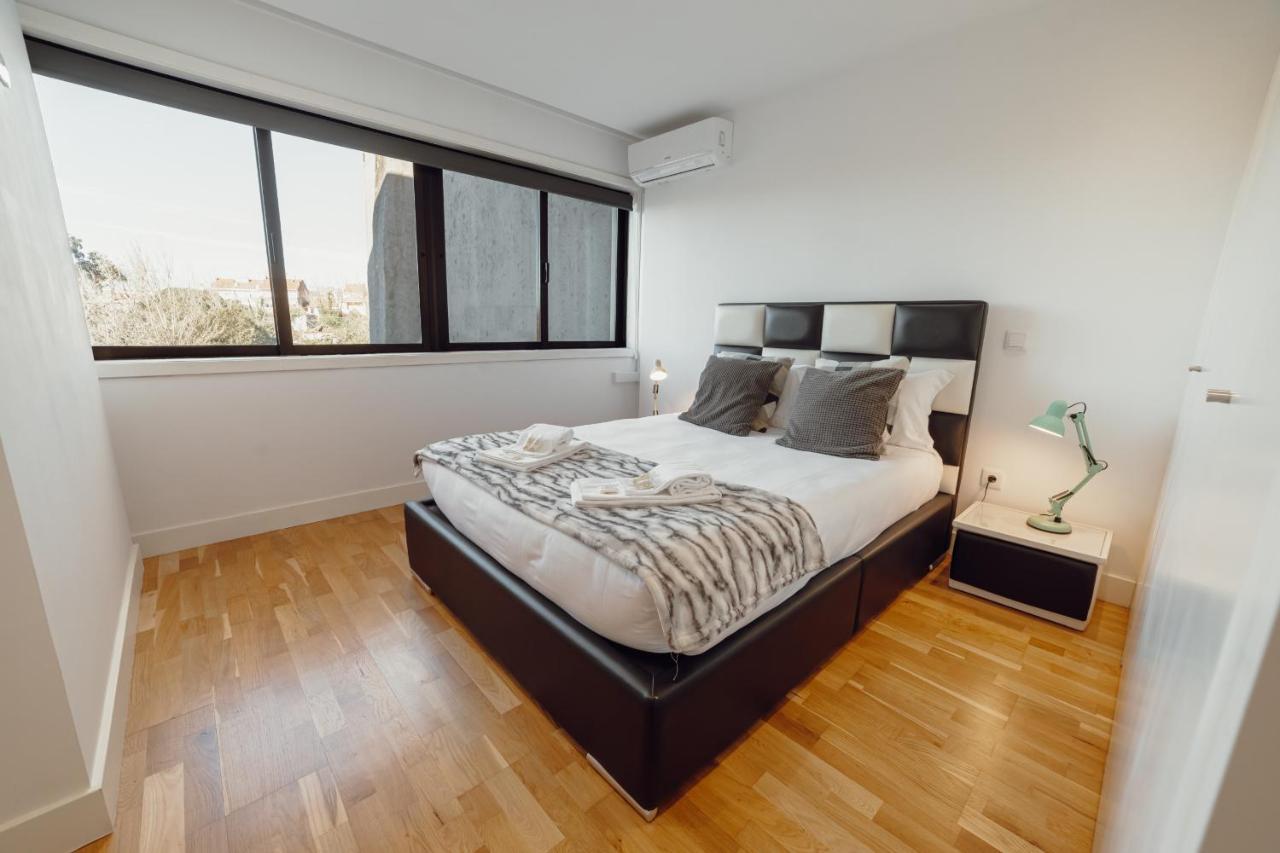 Downtown Stylish With Garage By Vacationy Porto
